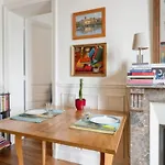 Bright Apt With Balcony In The Heart Of Paris